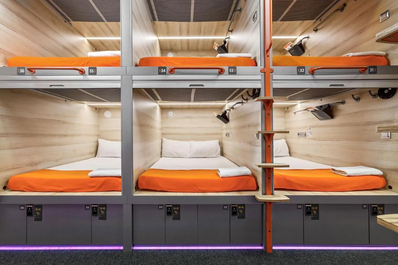 Hôtel capsule Hotel Gettsleep Sheremetyevo Airport Terminal Aeroexpress à Khimki